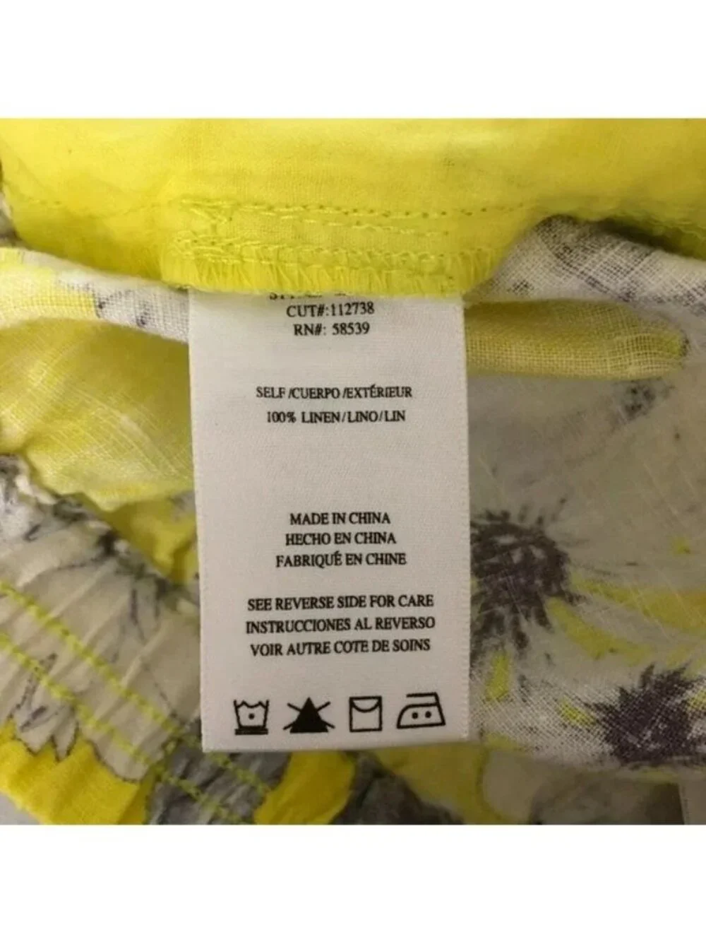 Kut from the Kloth Stitch Fix Jansen Printed Linen Shorts Floral Yellow 4